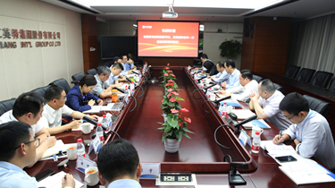 省國(guó)貿(mào)集團(tuán)黨委副書(shū)記、總經(jīng)理孫建華一行到英特集團(tuán)調(diào)研指導(dǎo)